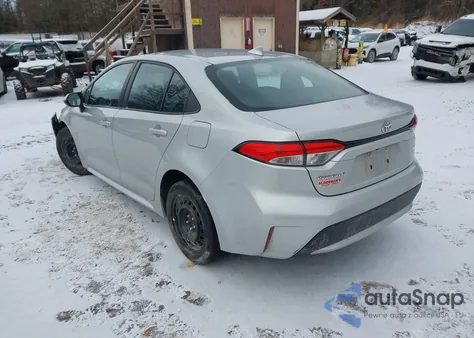 2021 Toyota Corolla Le z USA, uszkodzony, nr VIN 5YFEPMAE0MP165772